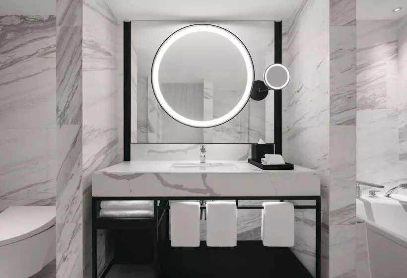سوییت, Hilton Singapore Orchard