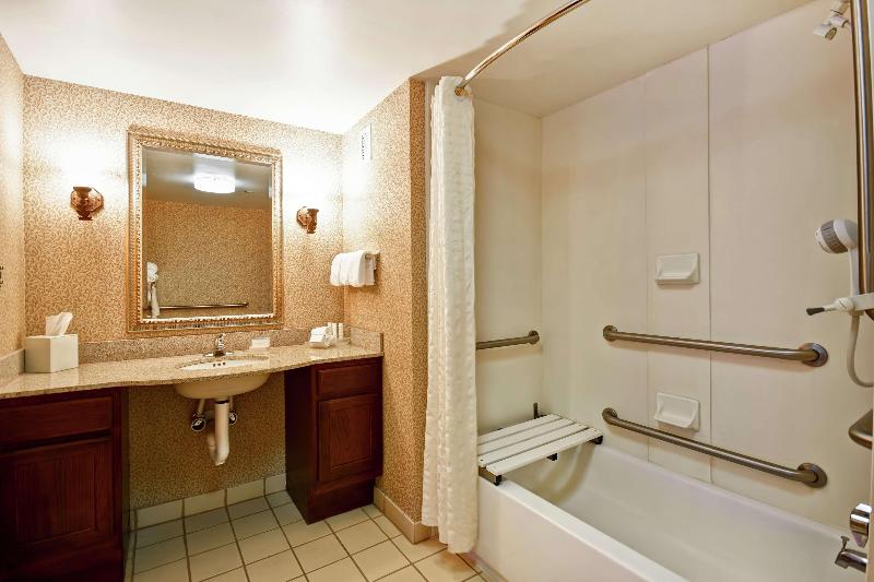 اتاق لوکس, Hilton Singapore Orchard