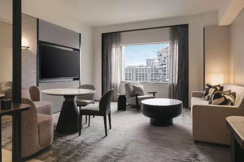 سوییت اجرایی, Hilton Singapore Orchard