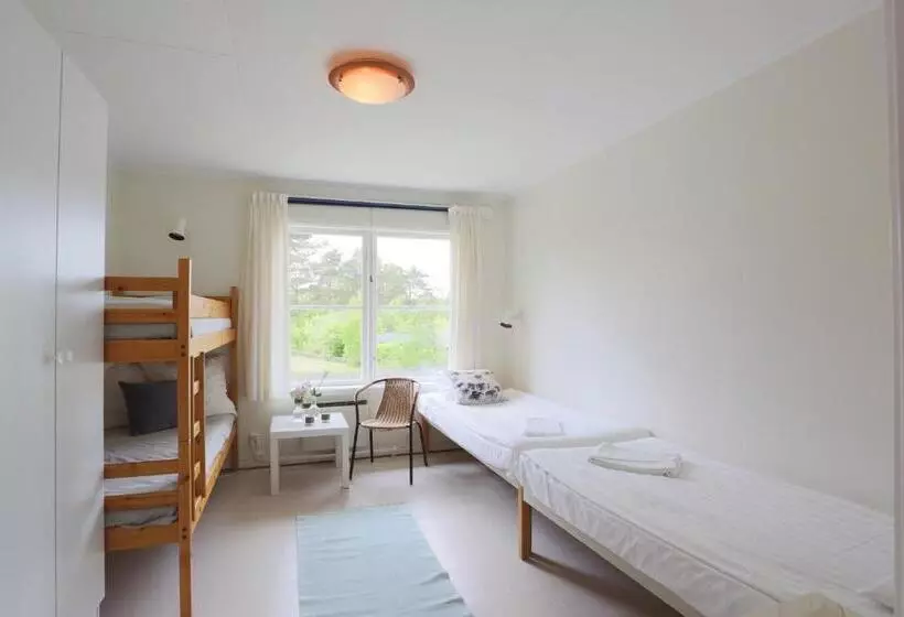 Quarto Quadruplo Estandar Banheiro Compartilhado, Hälleviks Havsbad