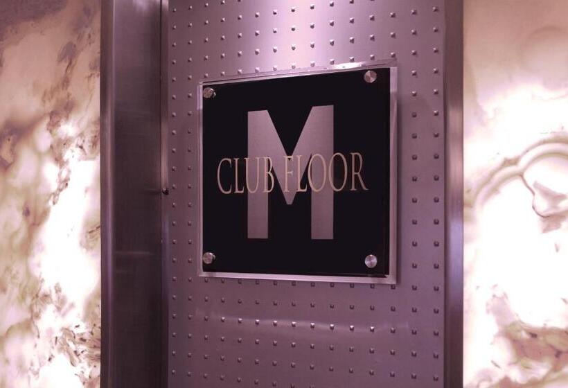 Club Room, M Hotel Singapore City Centre