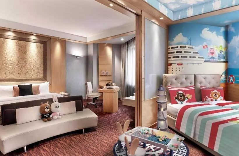Family Suite, M Hotel Singapore City Centre