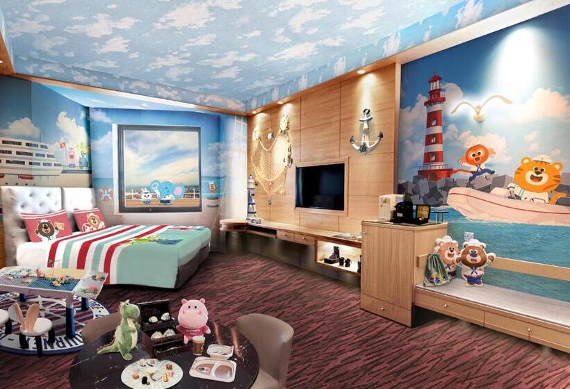 Family Suite, M Hotel Singapore City Centre