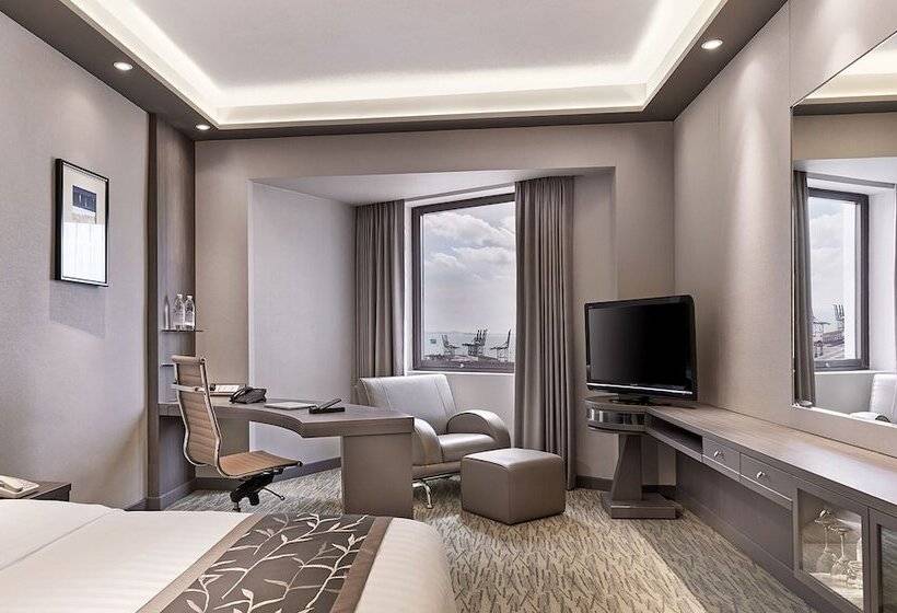 Premium Room, M Hotel Singapore City Centre