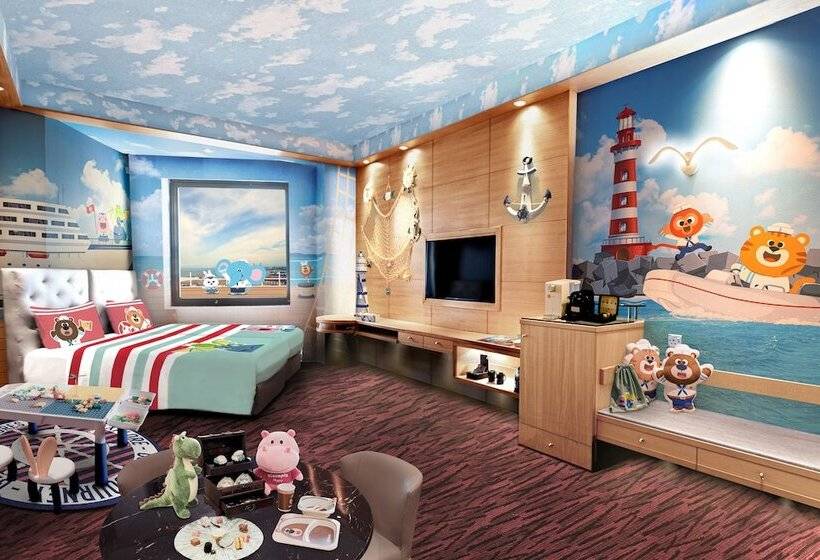 Family Suite, M Hotel Singapore City Centre