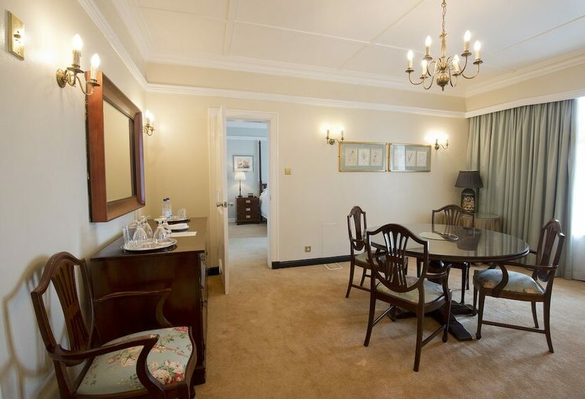 Номер Deluxe, Hyatt Regency Harare The Meikles
