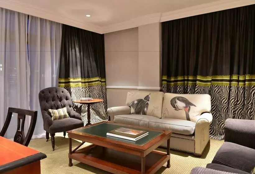 سوییت, Hyatt Regency Harare The Meikles