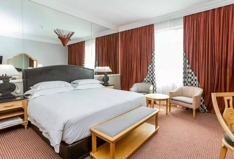 سوییت, Hyatt Regency Harare The Meikles
