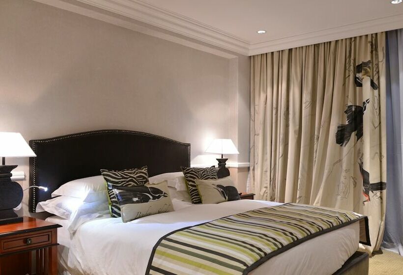 Люкс, Hyatt Regency Harare The Meikles