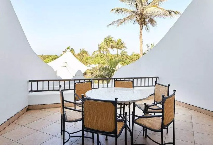 バルコニー付2ベッドルームアパートメント, First Group Breakers Resort Official
