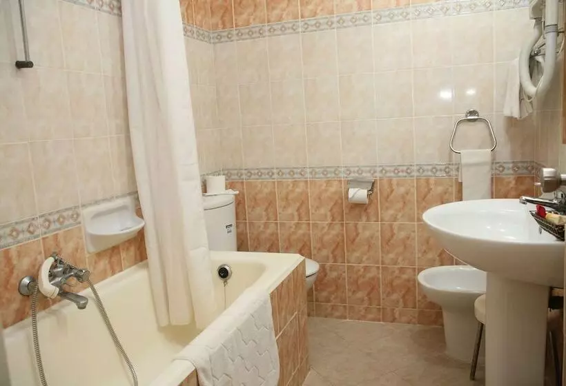 اتاق استاندارد سه نفره, La Residence Hammamet