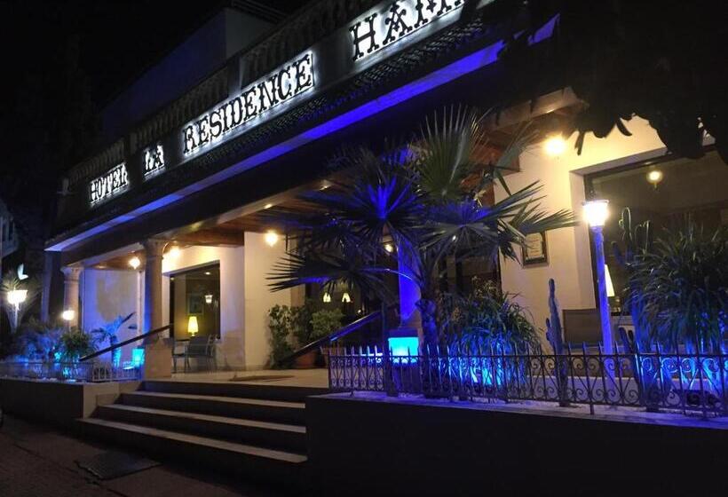 标准三人间, La Residence Hammamet