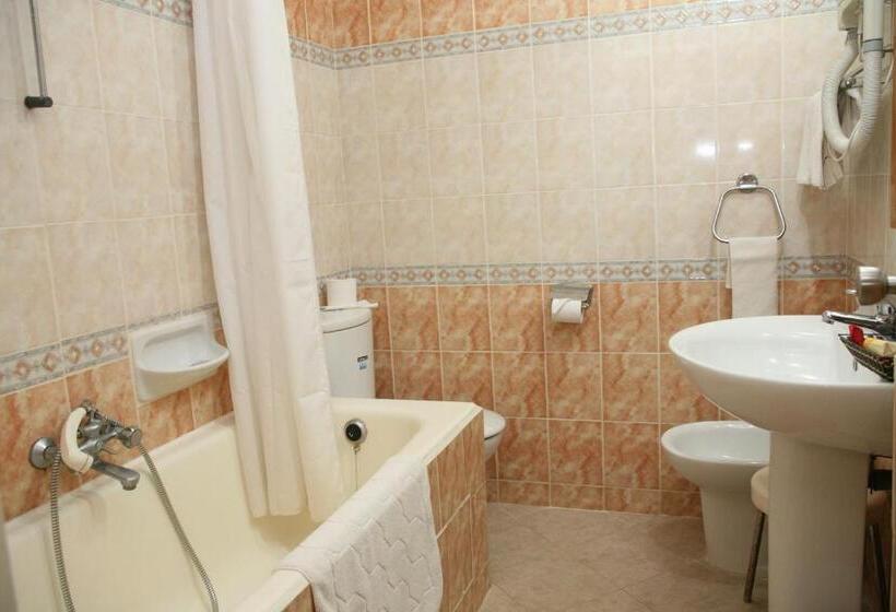 Номер Стандарт Трехместный, La Residence Hammamet