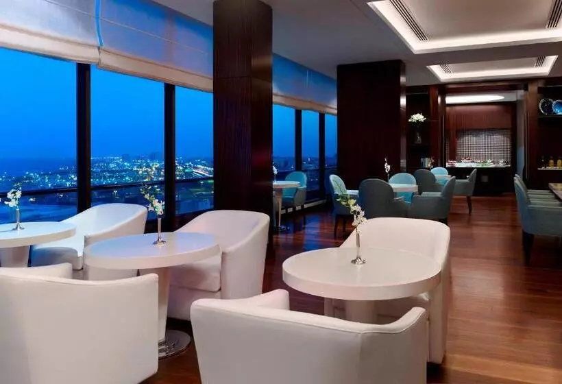 اتاق کلاب, Le Méridien Al Khobar