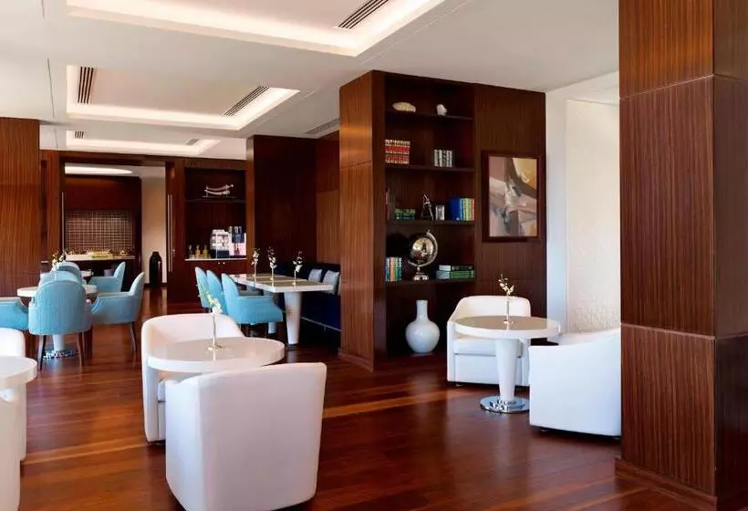 اتاق کلاب, Le Méridien Al Khobar