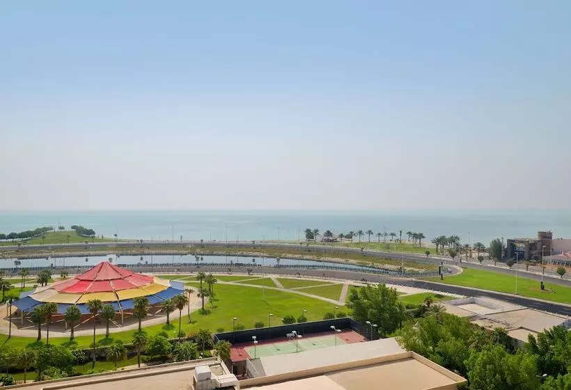 سوئیت کلاب, Le Méridien Al Khobar