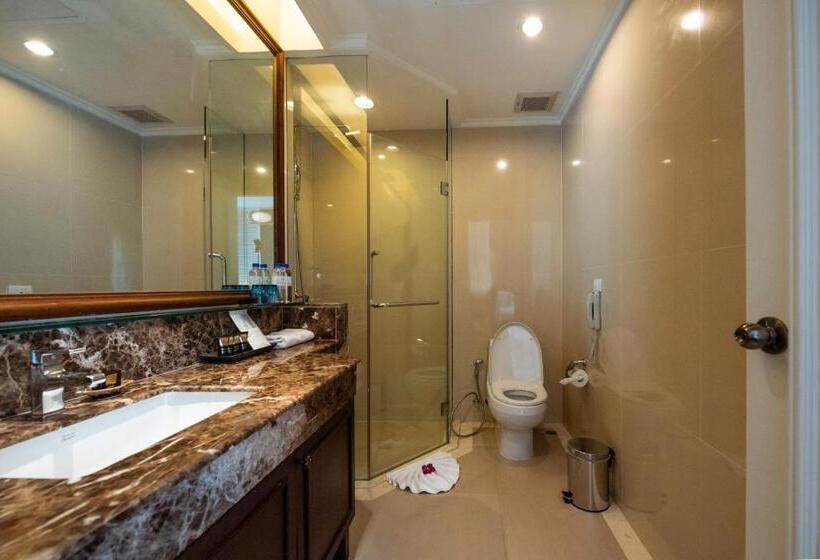 سوییت, The Rose Residence, Bangkok