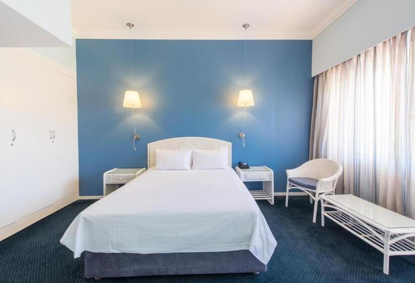 Номер Стандарт, Saldanha Bay