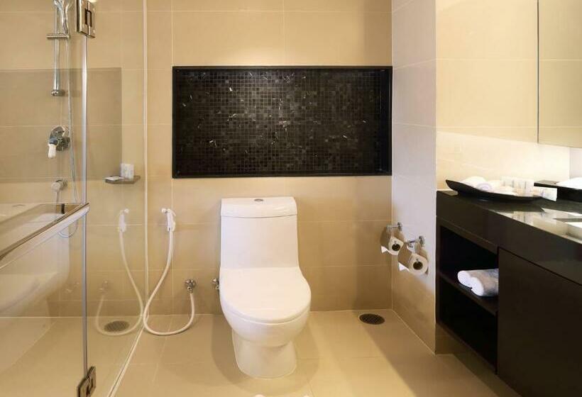 חדר סטנדרט עם מיטת קינג, Le Meridien Phuket Beach Resort