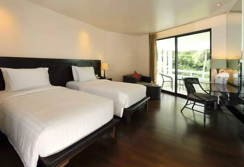 バルコニー付きデラックスルーム, Le Meridien Phuket Beach Resort