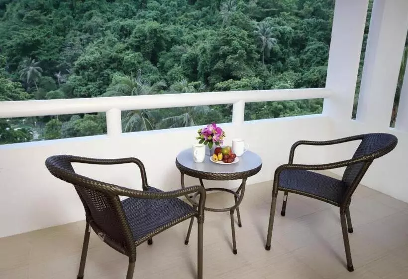 キングサイズベッドのスタンダードルーム, Le Meridien Phuket Beach Resort