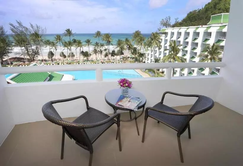 オーシャンビューデラックスルームバルコニー付き, Le Meridien Phuket Beach Resort