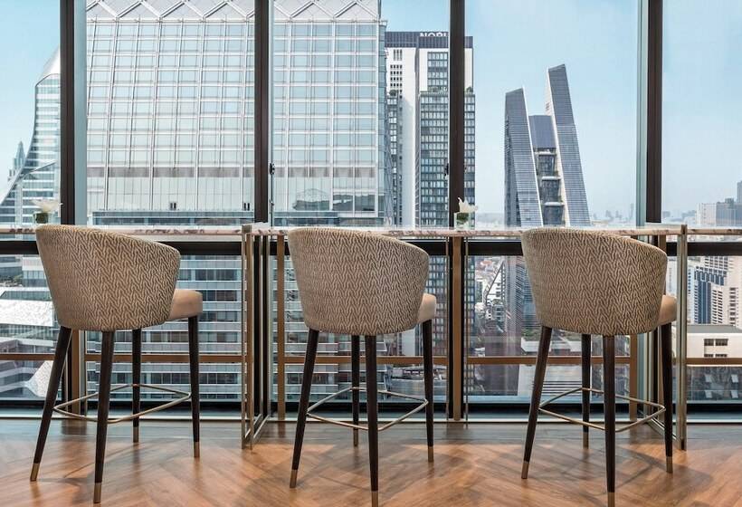 סוויטת קלאב, The Athenee Hotel, A Luxury Collection Hotel, Bangkok