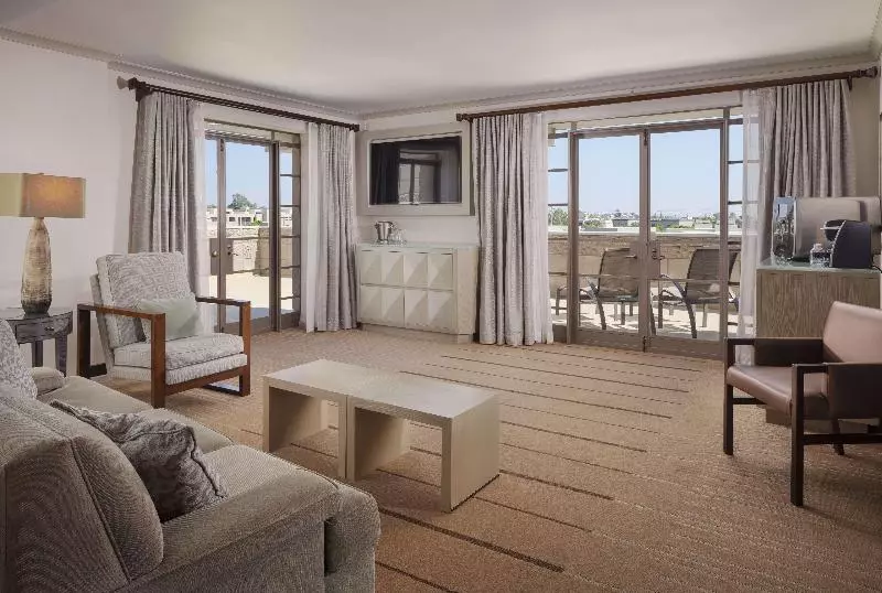 سوئیت کلاب, Arizona Biltmore, Lxr Hotels & Resorts