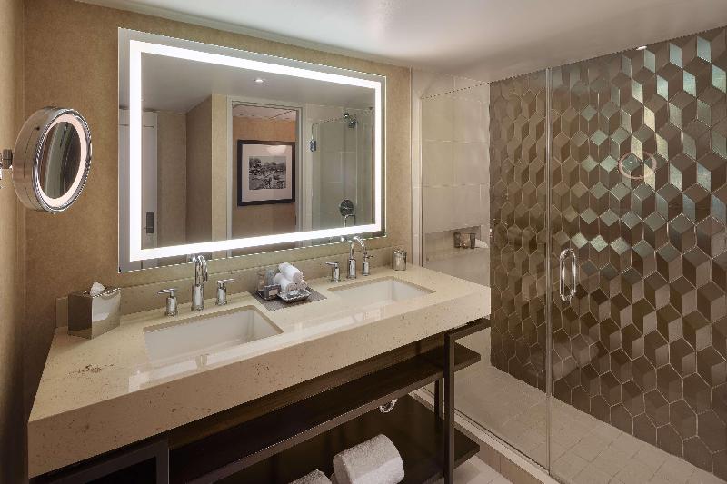 חדר סטנדרט עם מיטת קינג, Arizona Biltmore, Lxr Hotels & Resorts
