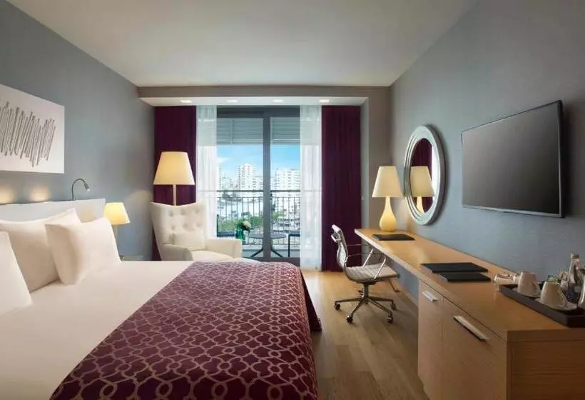 Pokój Deluxe Widok Miasto, Akra Antalya