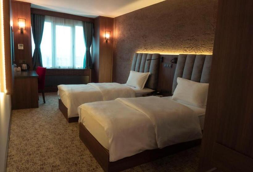 اتاق استاندارد سه نفره, Kirci Thermal & Spa