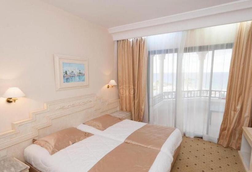 اتاق استاندارد با چشمانداز دریا, L Orient Palace Resort And Spa