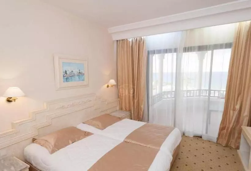 Triple Room Sea View, L Orient Palace Resort And Spa