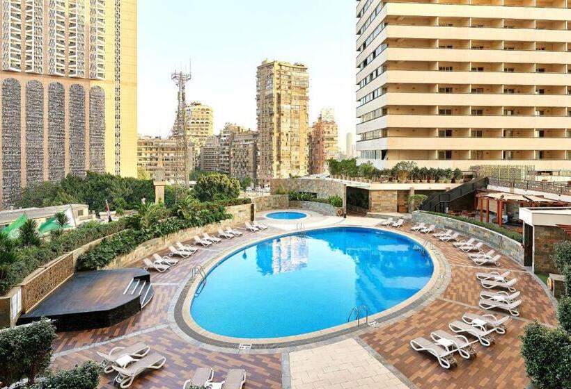 اتاق لوکس با تخت بزرگ, Sheraton Cairo Hotel & Casino