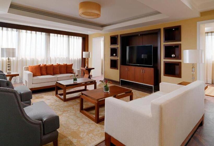 سوئیت کلاب, Sheraton Cairo Hotel & Casino