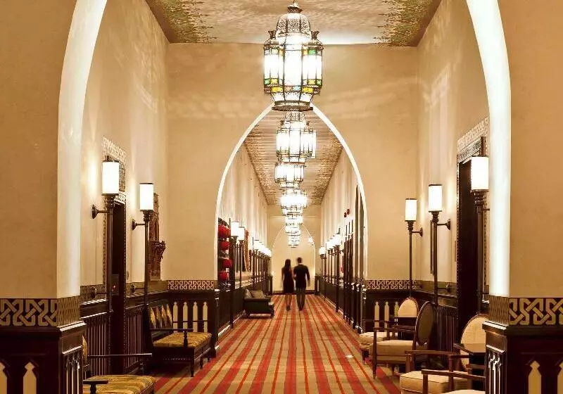 キングサイズベッドのスイートルーム, Sofitel Legend Old Cataract