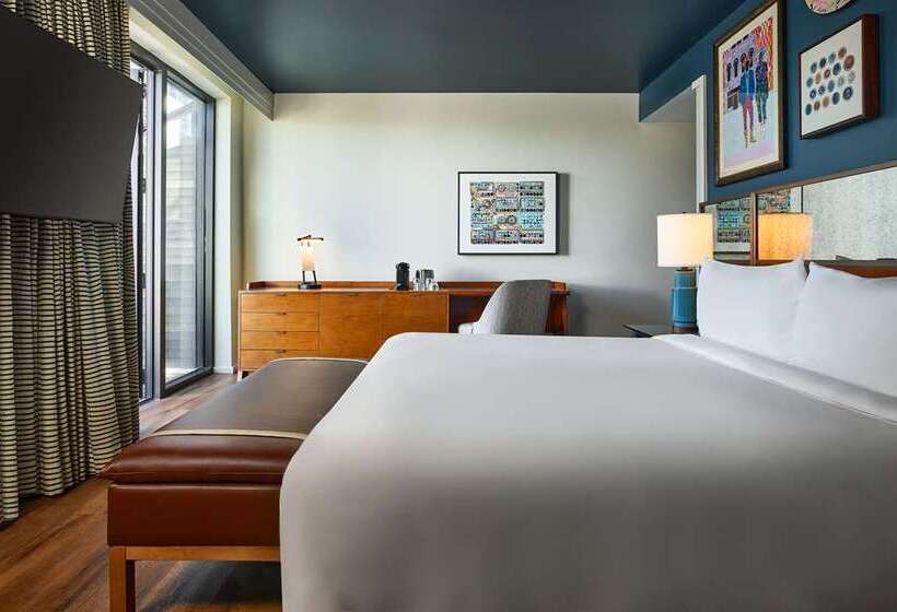 اتاق استاندارد, The Renwick