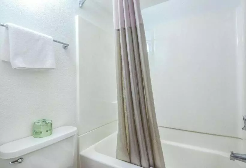 اتاق لوکس, Motel 6pomona, Ca  Los Angeles