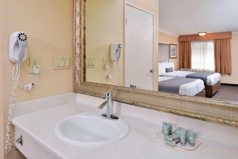 스탠다드 룸 킹사이즈 침대, Best Western Airpark Hotel   Los Angeles Lax Airport