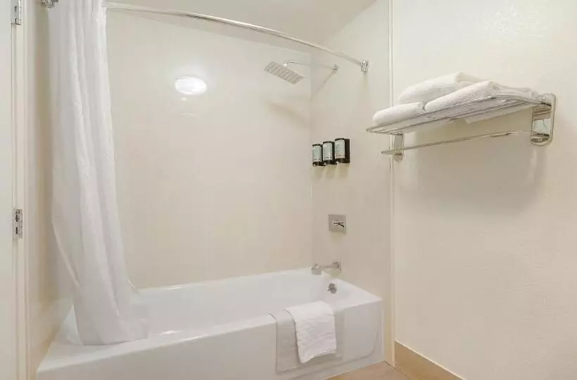 اتاق استاندارد با 2 تخت دوبل, Best Western Amador Inn