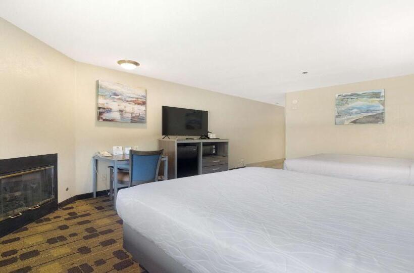 스탠다드 룸 더블 침대 2개, Best Western Amador Inn