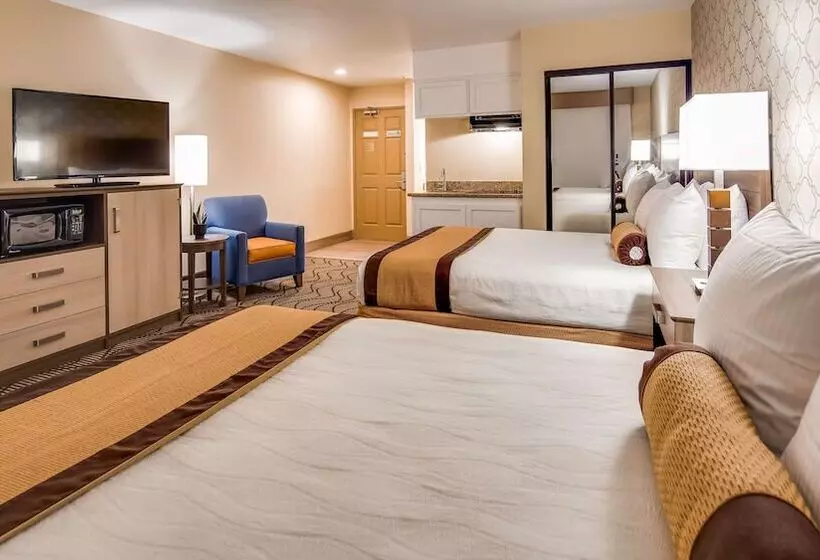 2ダブルベッドのスタンダードルーム, Best Western Plus Heritage Inn