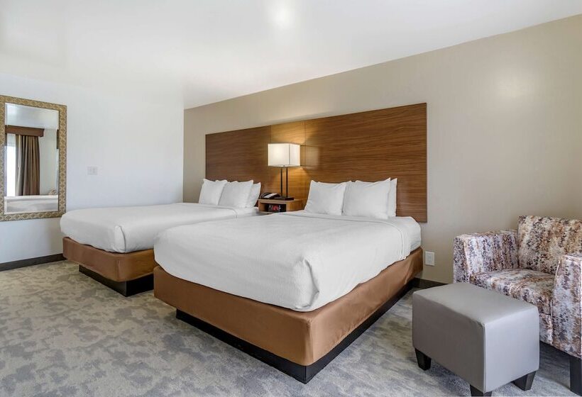 带2个双人床的标准工作室, Best Western Plus Lake Front