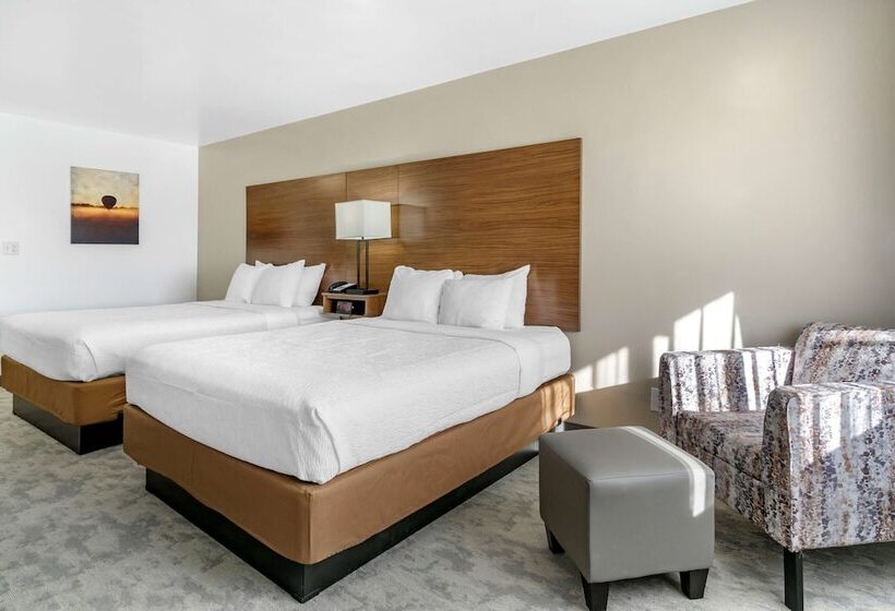 Номер Стандарт 2 Двуспальные Кровати, Best Western Plus Lake Front