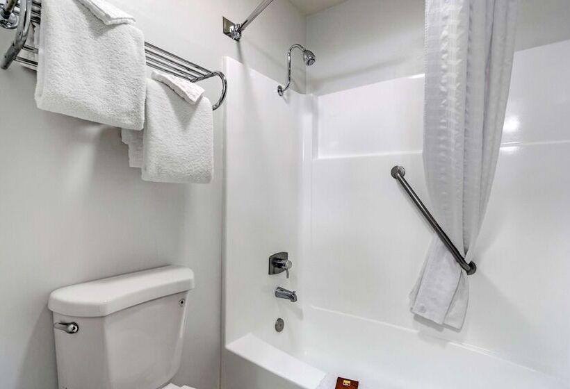 带按摩浴盆的套房, Best Western Plus Lake Front