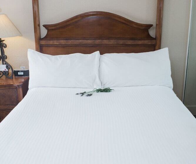 חדר סטנדרט שתי מיטות זוגיות, Casa Ojai Inn