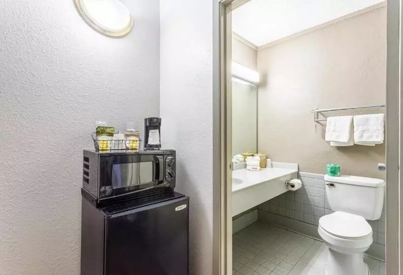 デラックスルーム, Red Roof Inn Meridian