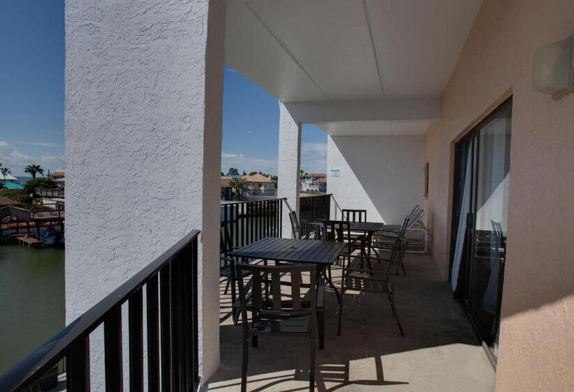 فيلا غرفتين نوم, Windwater Hotel And Marina