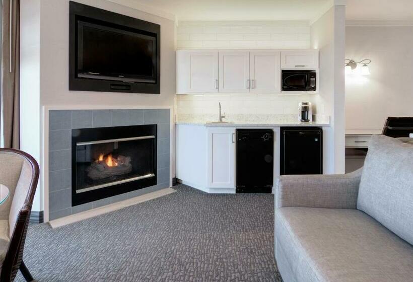 חדר סטנדרט עם מיטת קינג, Hallmark Resort   Newport