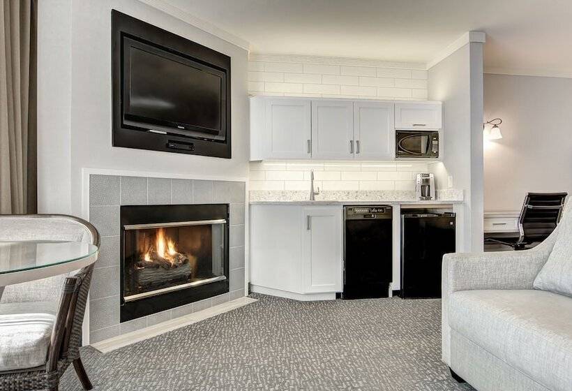 חדר סטנדרט עם מיטת קינג, Hallmark Resort   Newport